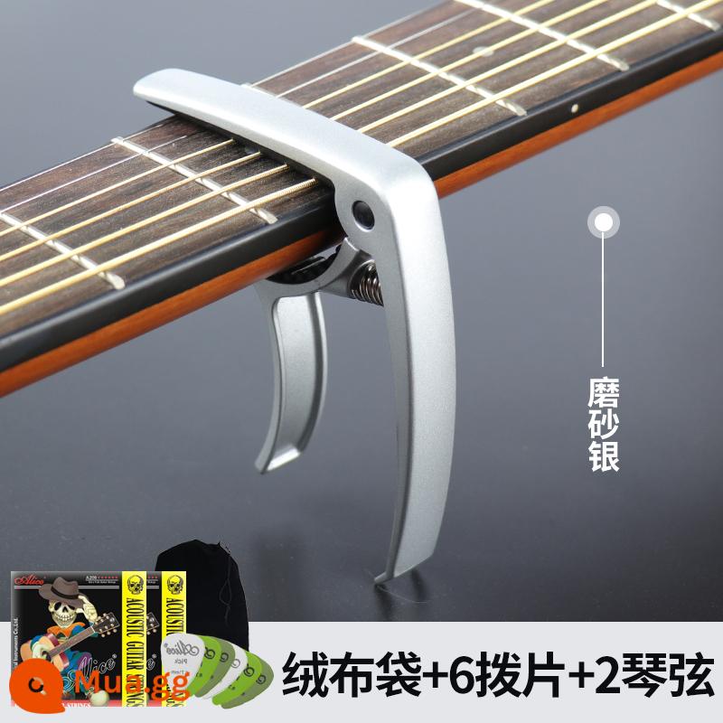 Capo Kim Loại Đàn Guitar Dân Gian Capo Acoustic Capo Đổi Kẹp Đàn Ukulele Phụ Kiện Guitar - Bạc mờ [có túi + 6 phím + 2 dây]