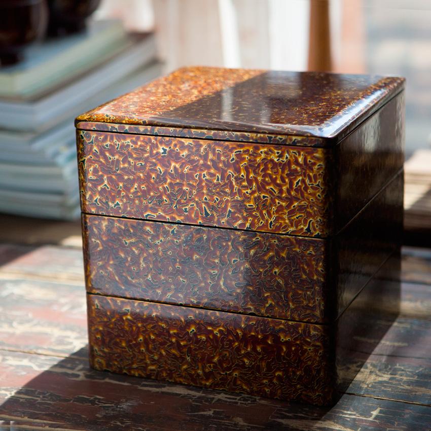 Cầu Antai Fuzhou Lacquerware Square Three -layer Golden Côn trùng hộp trái cây Bắc Kinh