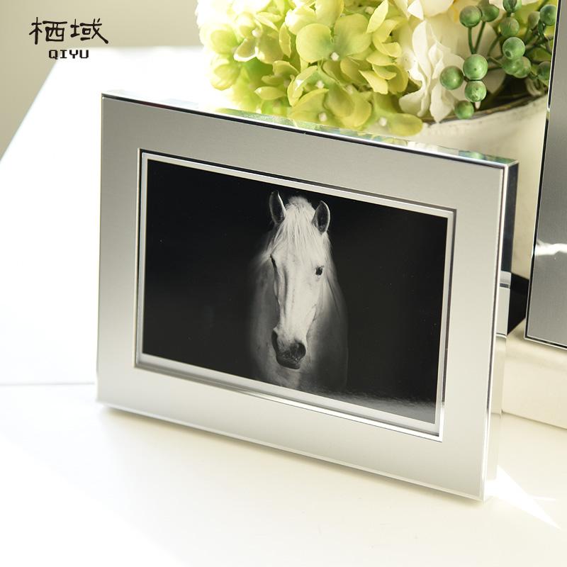 Môi trường sống cao cấp cảm giác ánh sáng sang trọng kim loại đơn giản 6 inch 7 inch 8 inch 10 inch khung album ảnh in ảnh cộng với bảng khung ảnh