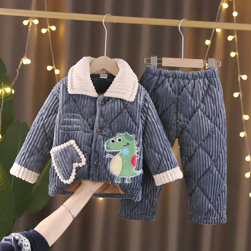 Bộ đồ ngủ trẻ em mùa đông bé trai 3 lớp chần bông flannel Plus nhung dày bé san hô nỉ bé trai nhà quần áo