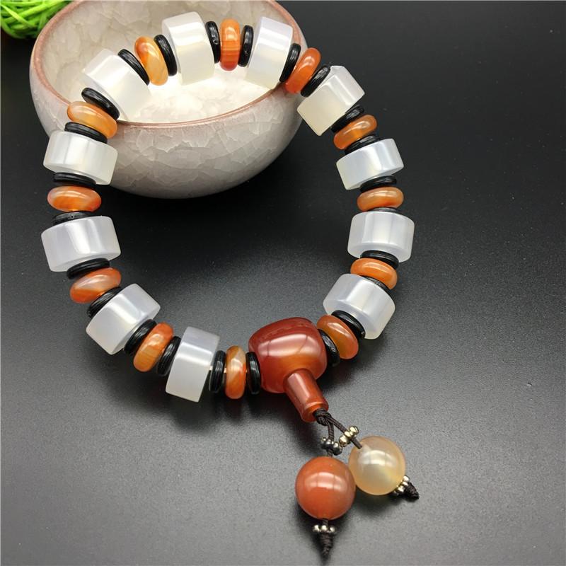 Boutique đấu giá Chalcedony Agate Hand 錬 Xô hạt trắng Chalcedony Vòng tay nam và nữ Jade Jade cricket Phụ kiện chuỗi hạt đơn giản