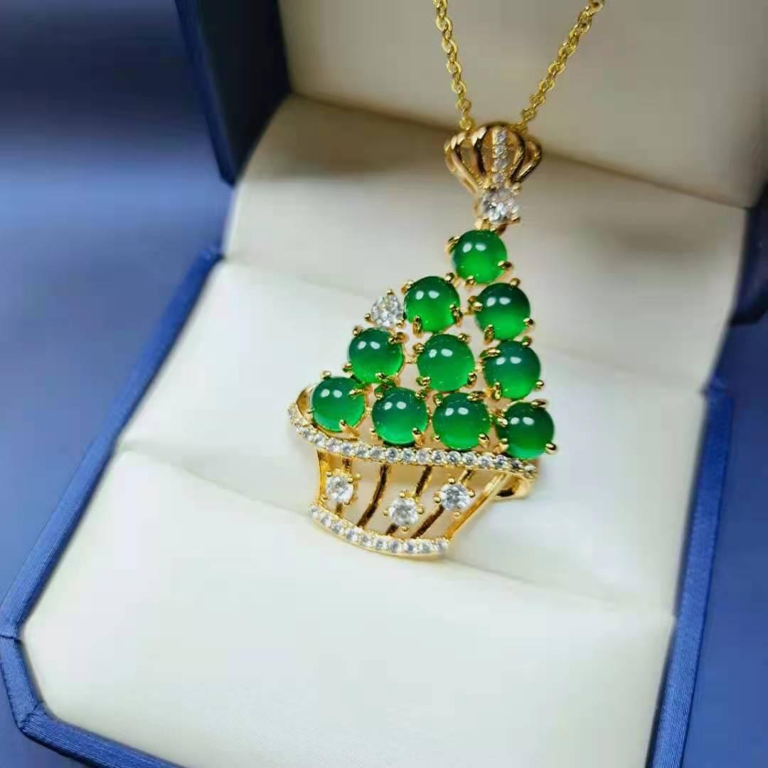 Một nhân dân tệ đấu giá đá tự nhiên hạt mặt trời màu xanh lá cây chalcedony khảm bạc S925 vòng cổ cây tiền nữ mặt dây chuyền ngọc bích món quà sinh nhật mặt dây chuyền