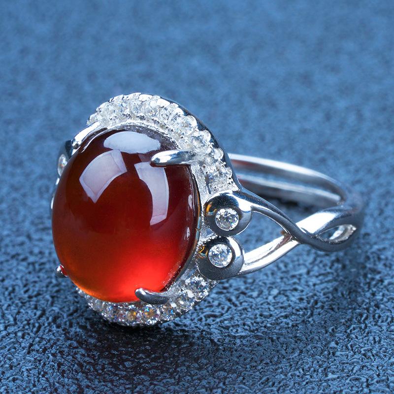 Một cuộc đấu giá tự nhiên Garnet Creative Flower Ring 925 Bạc được nhúng Vermiculite Ring có thể được điều chỉnh