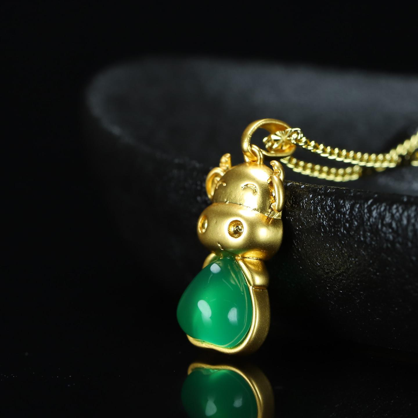 Boutique đấu giá nhặt vàng đầy cát xanh Chalcedony tinh tế Peach Heart Wow Mặt dây chuyền Jade Mặt dây chuyền để gửi Chứng chỉ 11