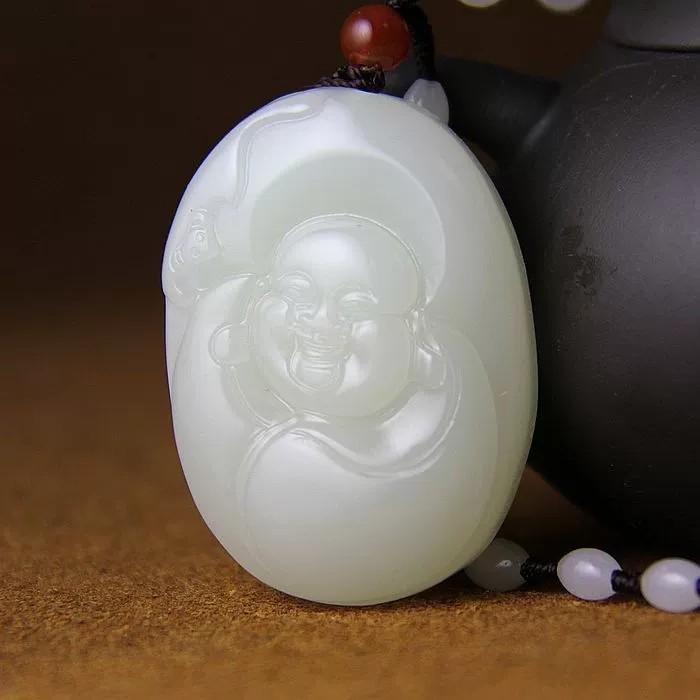 Một Yuan bắn Xinjiang Hetian Jade Sheep Fat và White Jade, Maitreya, Jade, cười Miệng Phật mặt dây chuyền Jade