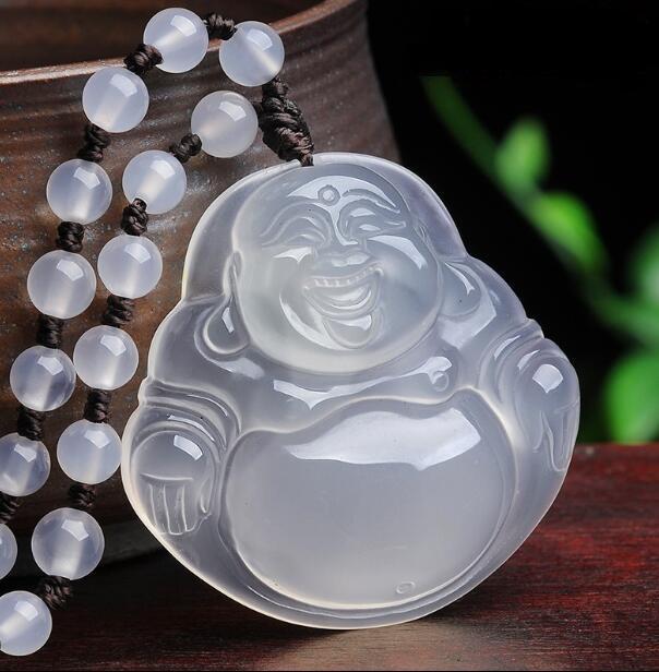 Phiên đấu giá một nhân dân tệ sắp kết thúc Mặt dây chuyền Phật cười bằng đá chalcedony tự nhiên là mặt dây chuyền Phật Di Lặc thấm nước và băng