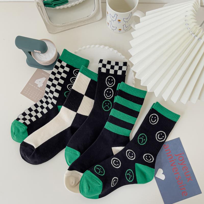 NickSocks đen trắng kẻ sọc cổ điển khuôn mặt tươi cười vớ ống giữa cổ điển phối màu cổ điển cặp vớ thủy triều phiên bản Hàn Quốc