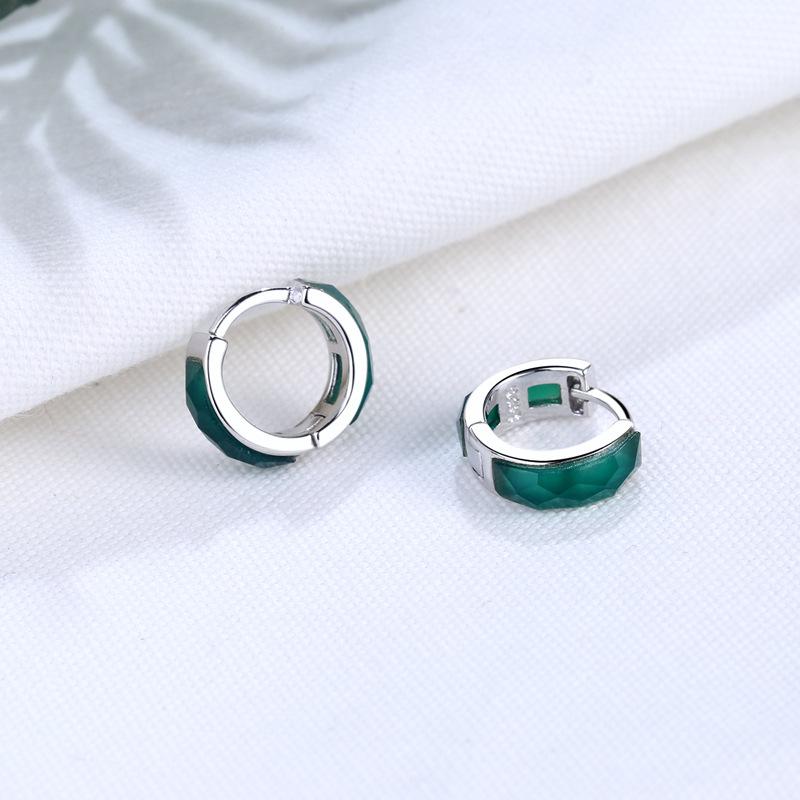 S925 Sterling Silver Cut Surface Agate Ear Buckle Men and Women Cool Fashion Circle Bông tai Tính cách Hàn Quốc Tính khí Nhiệt độ đơn giản