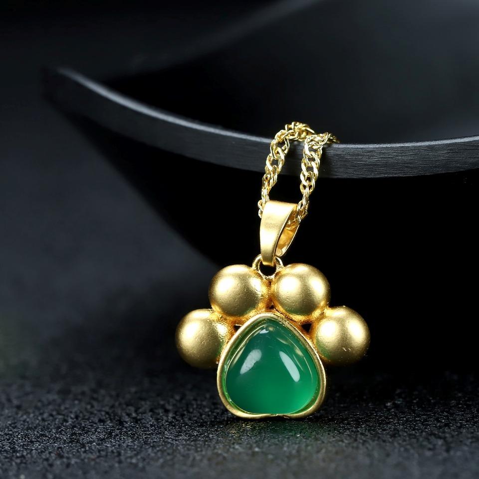 Đấu giá Ali nhặt và rò rỉ S925 luật cổ đại màu xanh lá cây chalcedony trái tim đào lòng bàn tay của phụ nữ mặt dây chuyền ngọc bích mặt dây chuyền xương quai xanh thời trang