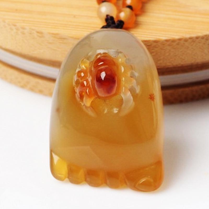 Một cuộc đấu giá nhân dân tệ chọn mặt dây chuyền chân đá chalcedony tự nhiên màu sắc đẹp của Brazil mãn nguyện Mặt dây chuyền ngọc bích ngọc bích dễ thương cho nam và nữ