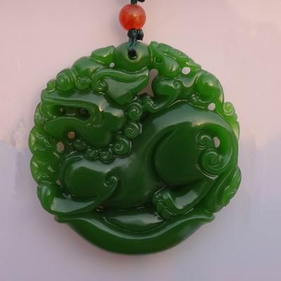 Bán đấu giá thiếu Tân Cương Hetian Jade Ngọc trắng Tỳ hưu Mặt dây chuyền Những người yêu thích Jasper màu xanh lá cây rau bina Ngọc Tỳ hưu Tỳ hưu Ngọc bích Mặt dây chuyền Tỳ hưu Ngọc bích