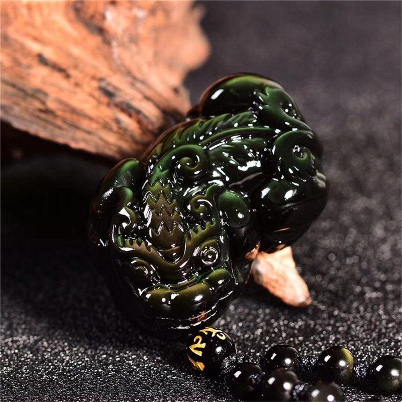 Một nhân dân tệ đấu giá cầu vồng tự nhiên mắt obsidian vàng obsidian overlord Pixiu mô hình nam và nữ mặt dây chuyền ngọc bích mặt dây chuyền mặt dây chuyền ngọc bích