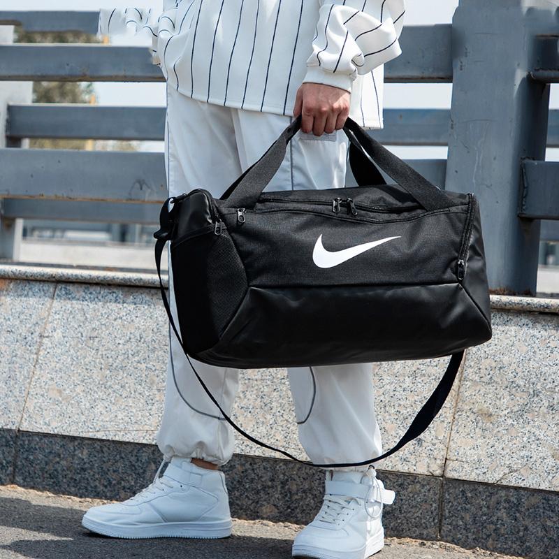 Túi tập thể dục Nike Nike Túi xách thể thao sức chứa lớn dành cho nam và nữ Túi Messenger Túi đào tạo tách khô và ướt DM3976