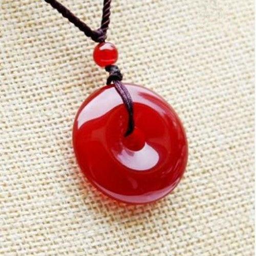 Một nhân dân tệ đấu giá mã não đỏ tự nhiên khóa an toàn mặt dây chuyền nam và nữ carnelian an toàn an toàn mô hình nam và nữ mặt dây chuyền ngọc bích