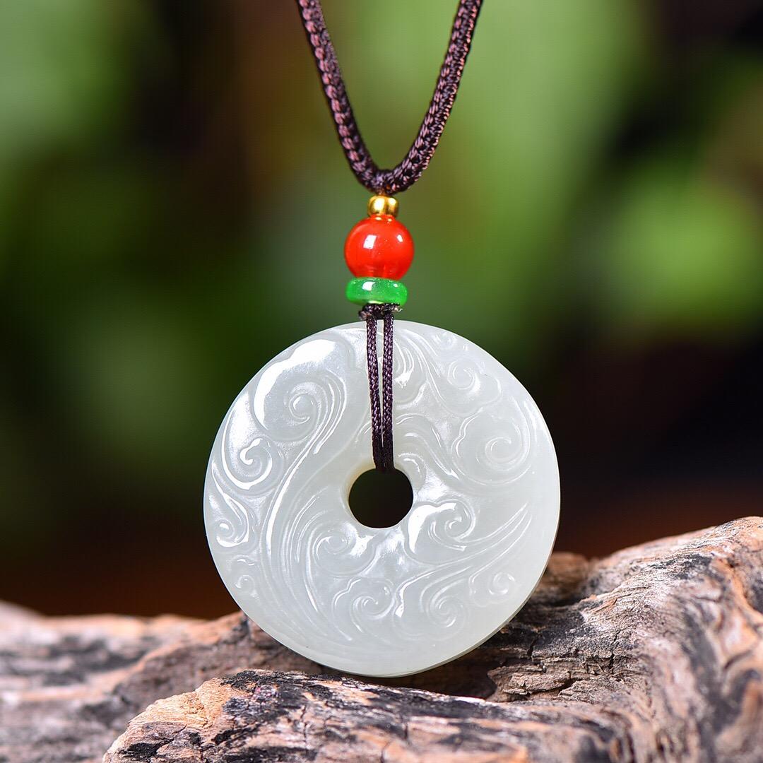 Đấu giá tự nhiên Tân Cương Hetian Jade Jade, Jade White Jade, Mẫu đám mây cổ