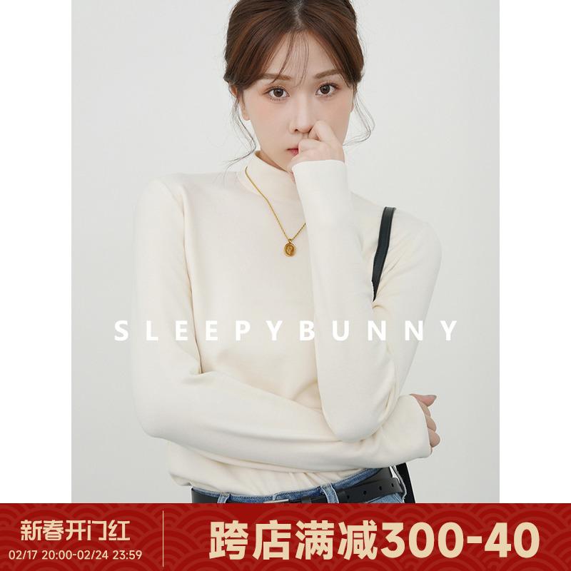 Sleepy Rabbit 10W + Áo thun dài tay nhung Đức dành cho nữ 2024 phong cách mới vai phải mỏng chải nửa trong áo cao cổ đáy áo sơ mi