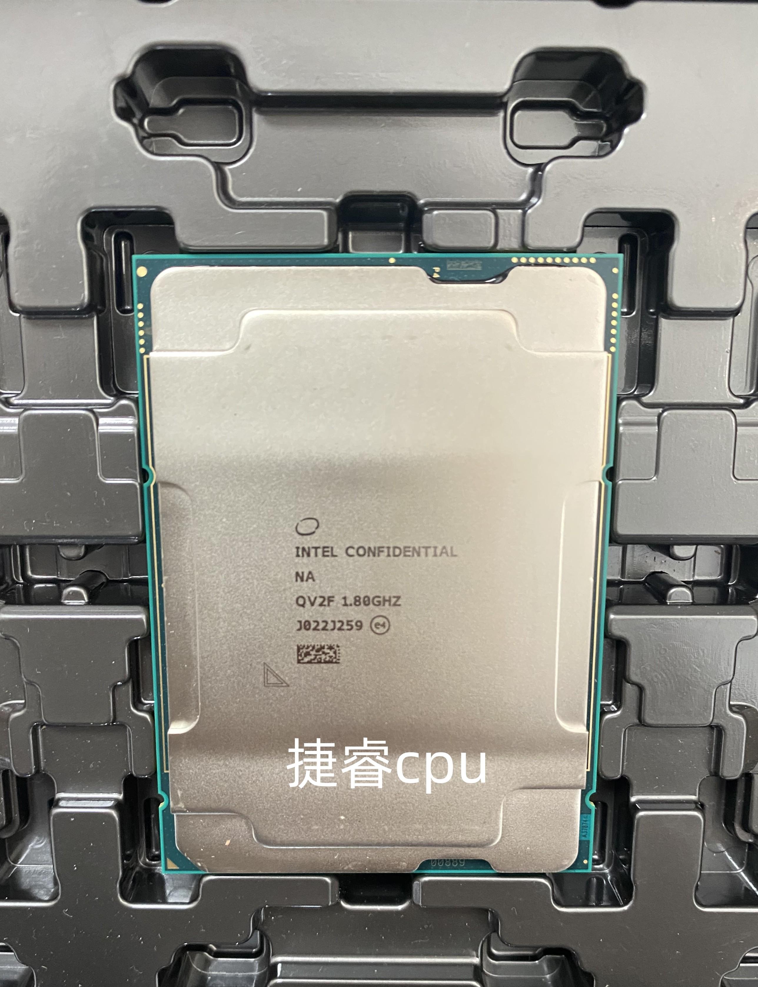 INTEL 8352Y Main tần 1.8-3.5G 32 nhân 64 đường Không màn hình Mã: QV2F LGA4189 CPU