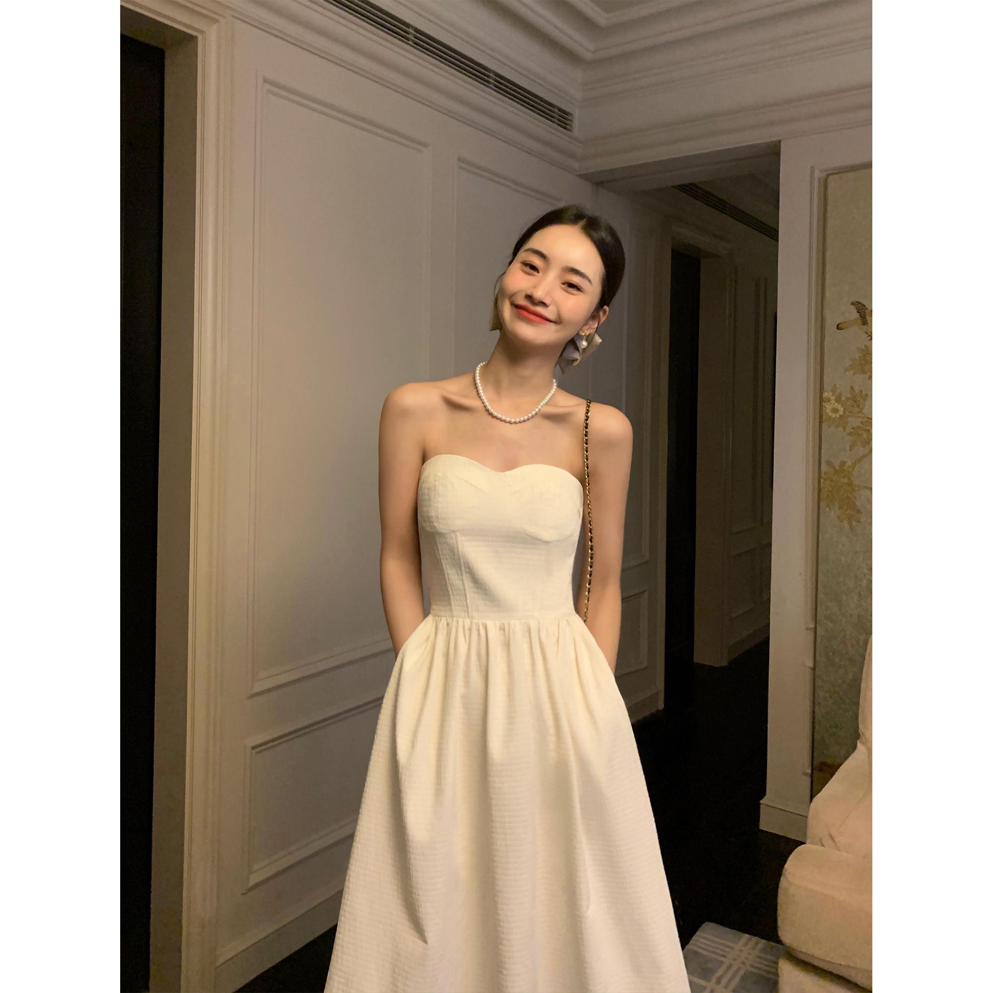 Sét Nhung Chân Váy Mẫu Mới Thu Đông 2023 Sang Chảnh - Hana Mart