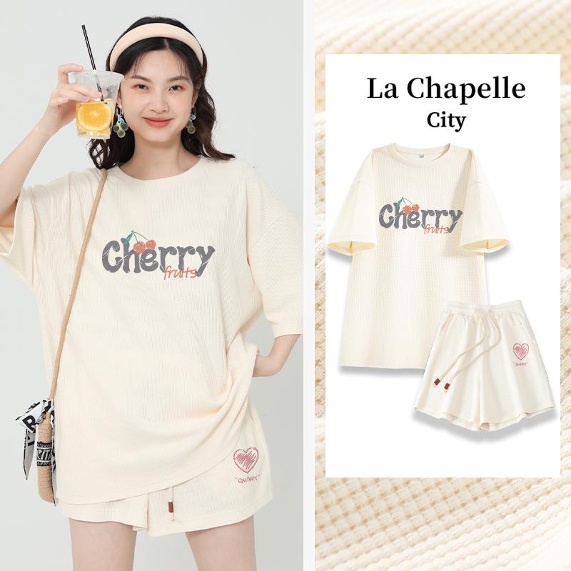 La Chapelle bánh waffle mỏng trung dài Áo thun thể thao nữ 2023 mới quần đùi bộ 2 món