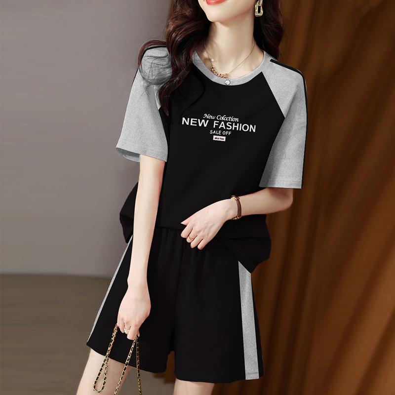 Mùa Hè 2024 Nữ Mới Bộ Đồ Thể Thao Nữ Phù Hợp Với Thời Trang Quần Short Tay Ngắn 2 Bộ Nhỏ Phong Cách phương Tây