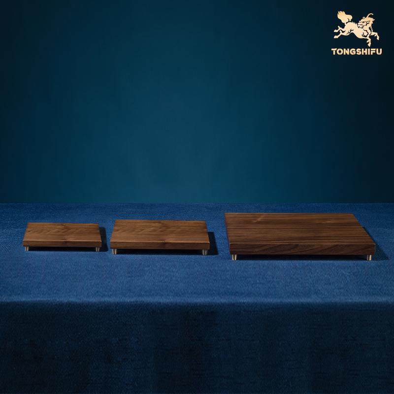 Copper Master Black Walnut Log "Base" Thủ công trang trí bằng gỗ Hình vuông Đế gỗ nguyên khối