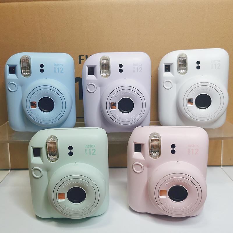 Máy ảnh chụp chân dung mini dễ thương Polaroid mini12 hoàn toàn mới của Nhật Bản dành cho bé trai và bé gái. Bộ sản phẩm bao gồm giấy ảnh.