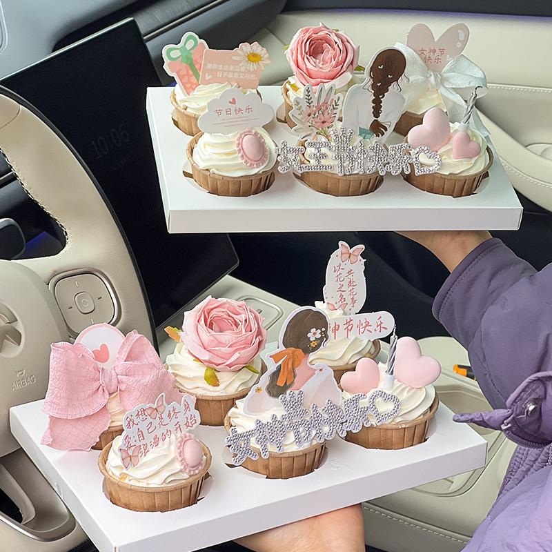 3.8 Ngày Phụ Nữ Trang Trí Bánh Cupcake Kim Cương Giả Ngày Của Nữ Hoàng Hạnh Phúc Nhìn Lại Đẹp Món Tráng Miệng Bàn Trang Trí Tiệc